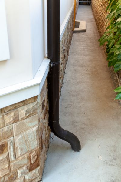Cost of Underground Gutter Service in Humble