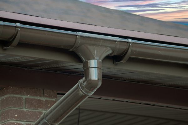 Cost of Building Gutter Installation in Humble