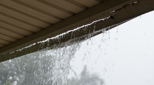 Cost of Leaking Gutter Repair in Humble