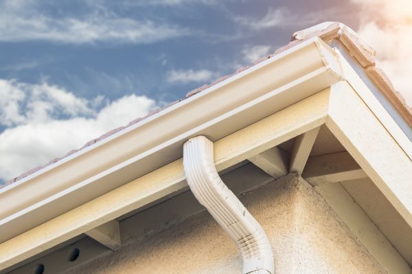 Cost of Seamless Gutter Replacement in Humble
